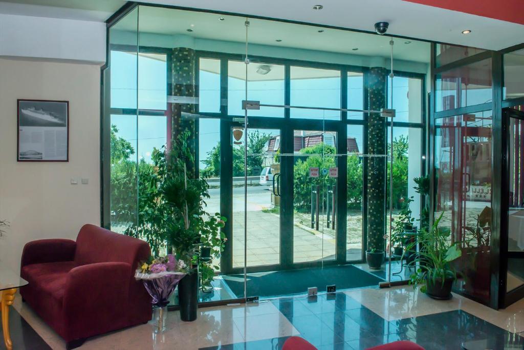 Ellinis Hotel 바르나 외부 사진
